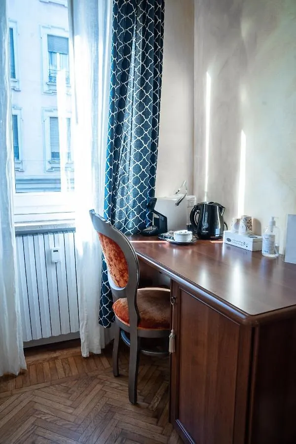 La Residenza Isabella Milan Guest house