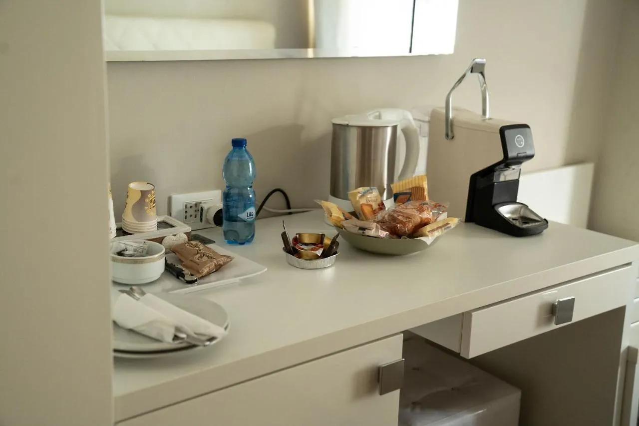 La Residenza Isabella Milan Guest house