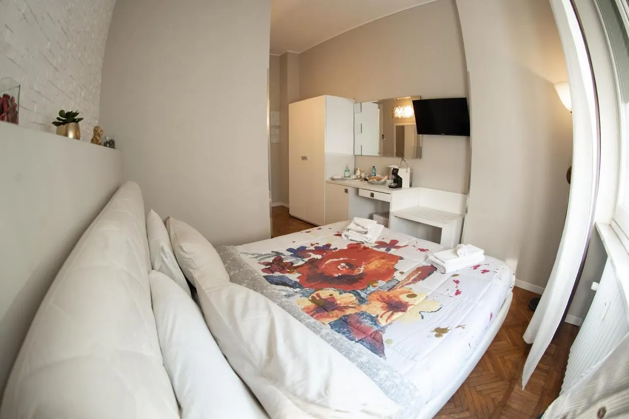 Guest house La Residenza Isabella Milan
